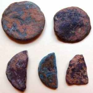 monedas y fracciones gastadas de uso. 163063775